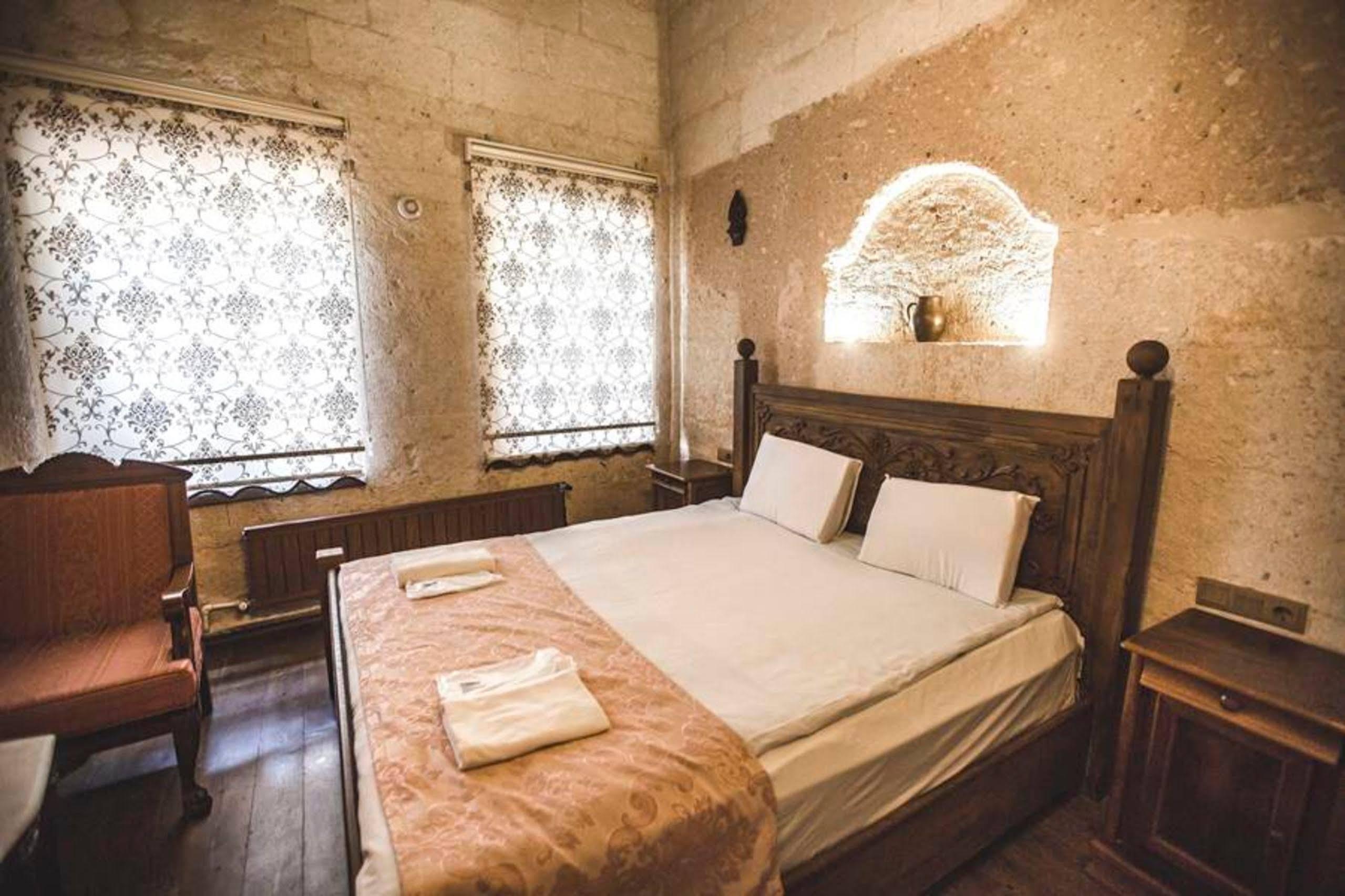 Kardesler Cave Hotel Ürgüp Buitenkant foto